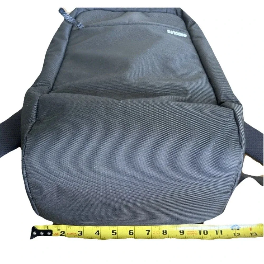 Incase this minimalist